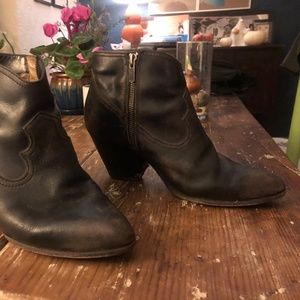 Frye Jillian/Jennifer boot